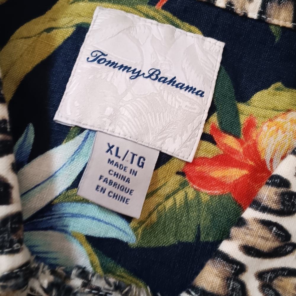 Tommy Bahama Leopard Print Jacket - Picture 4 of 6